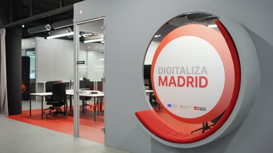 Texto Alternativo: La Comunidad de Madrid despliega su Escudo Digital, encabeza el uso de IA y refuerza la digitalización de sus servicios públicos