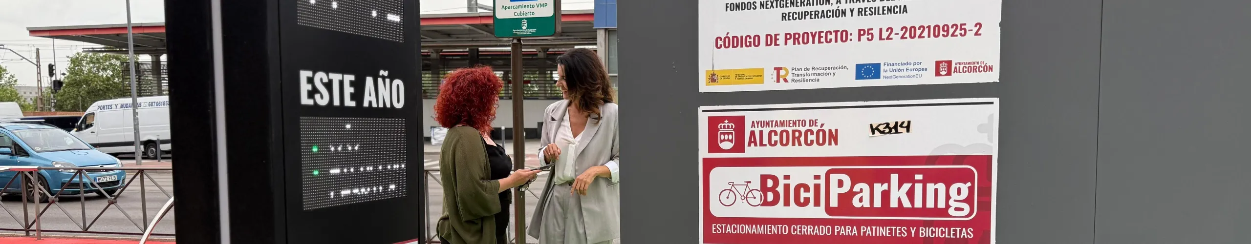 Texto Alternativo: Alcorcón pedalea hacia el futuro: así funciona el nuevo sistema gratuito de aparcabicis inteligentes de la concejalía de Movilidad