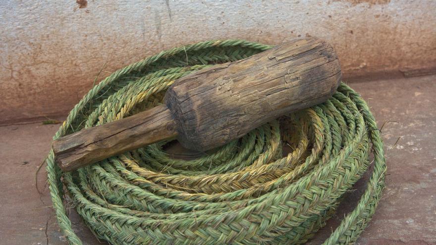 Texto Alternativo: La Comunidad de Madrid declara BIC el hilado tradicional del esparto en la categoría de Patrimonio Inmaterial