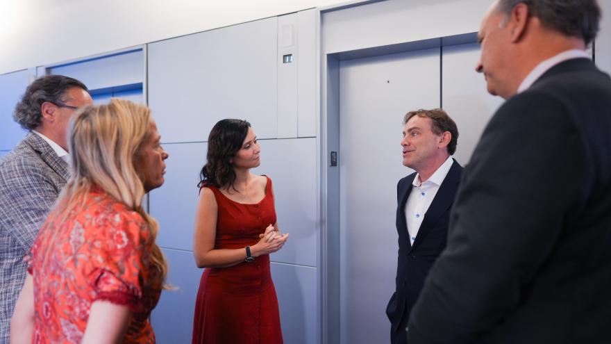 Texto Alternativo: La Comunidad de Madrid explora el uso de la tecnología como base para la genómica oncológica, adaptada a las características genéticas del paciente