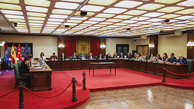 Texto Alternativo: El último pleno de este curso político exige transparencia, responsabilidades y elecciones generales ante la crisis institucional en España