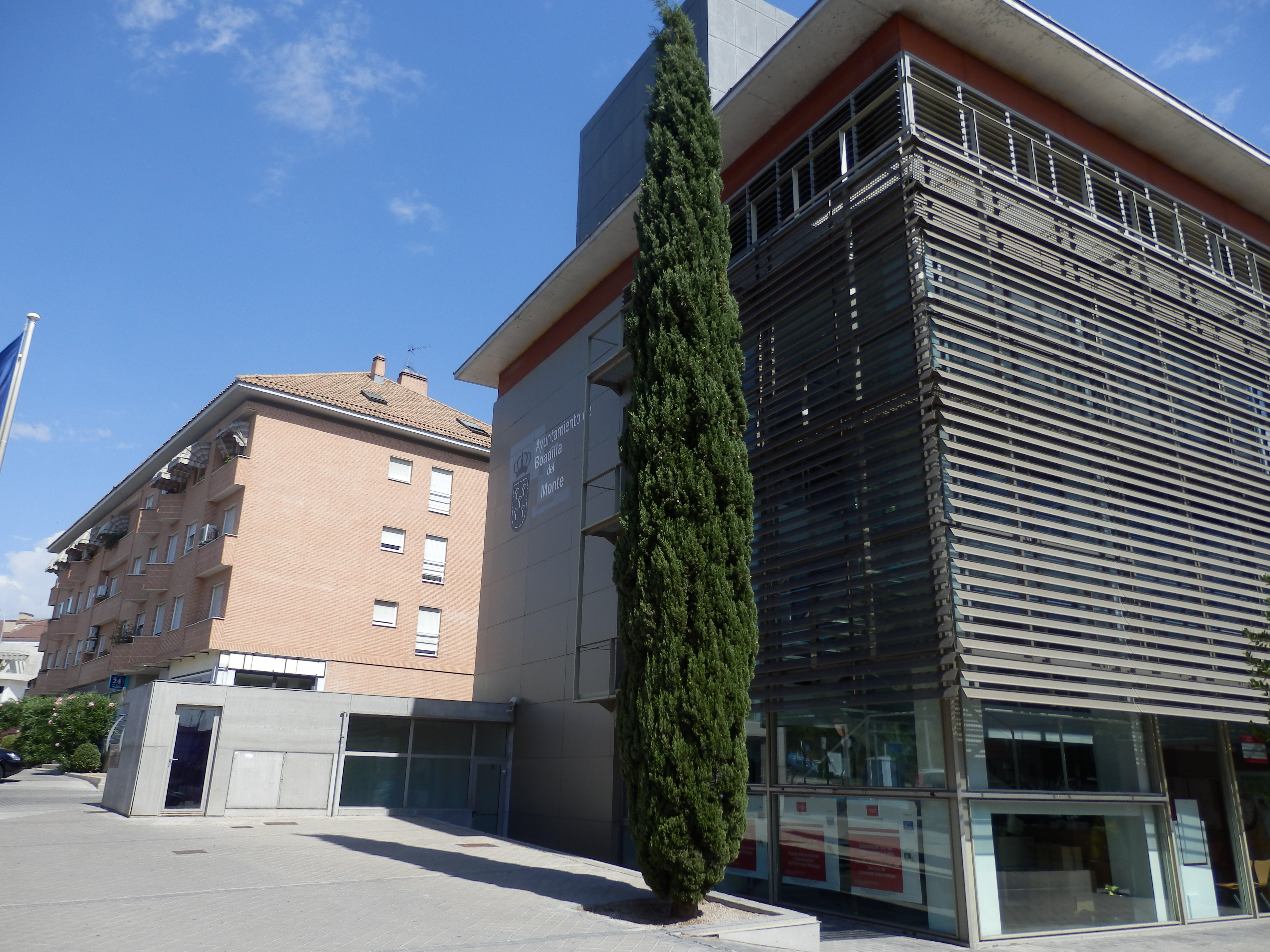 Texto Alternativo: Boadilla lanza un nuevo Programa de Asistencia Material Básica para familias con menores a su cargo