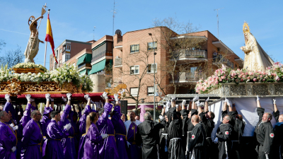 Texto Alternativo: La Procesión del Encuentro pone el broche de oro a la Semana Santa mostoleña